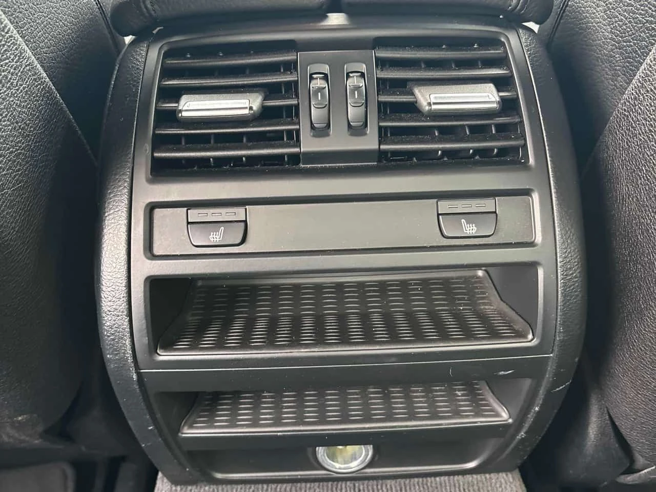 BMW 528 * 528i xDrive * CARFAX * ���� �� �� | Mobile.bg � ����������� 13