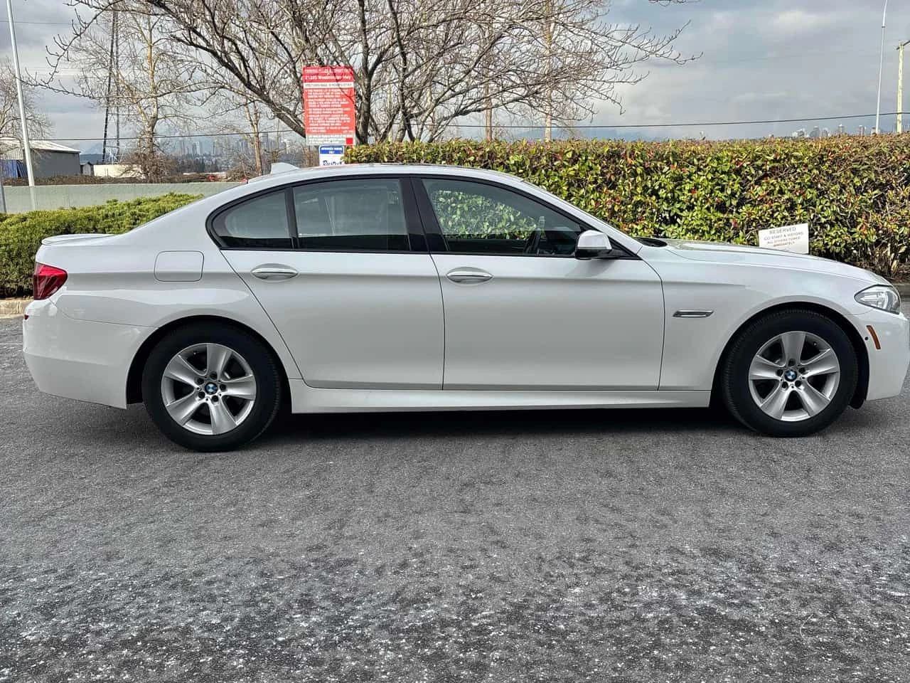 BMW 528 * 528i xDrive * CARFAX * ЦЕНА ДО БГ - изображение 3