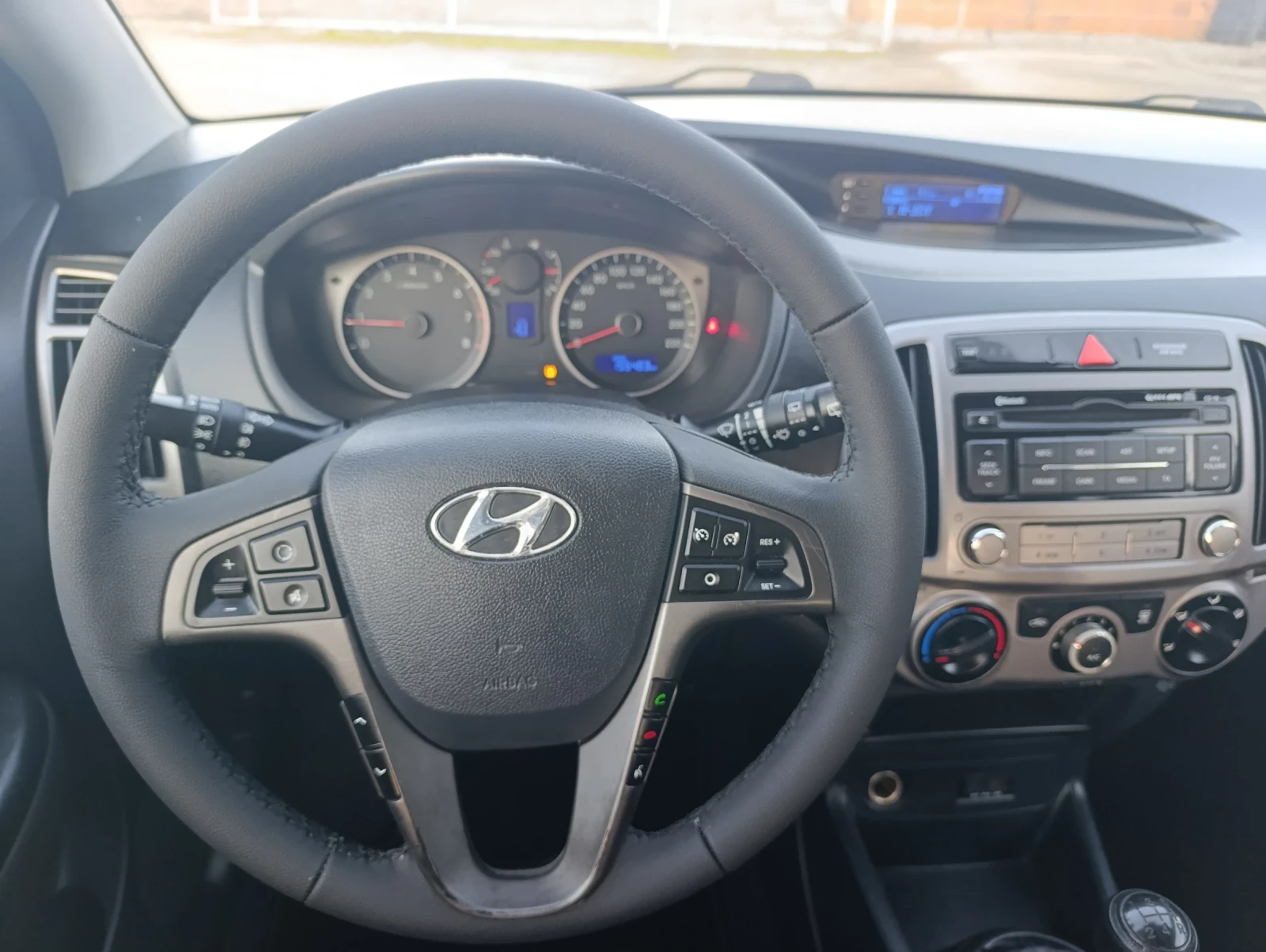 Hyundai I20 1.2 Classic  | Mobile.bg � ����������� 16