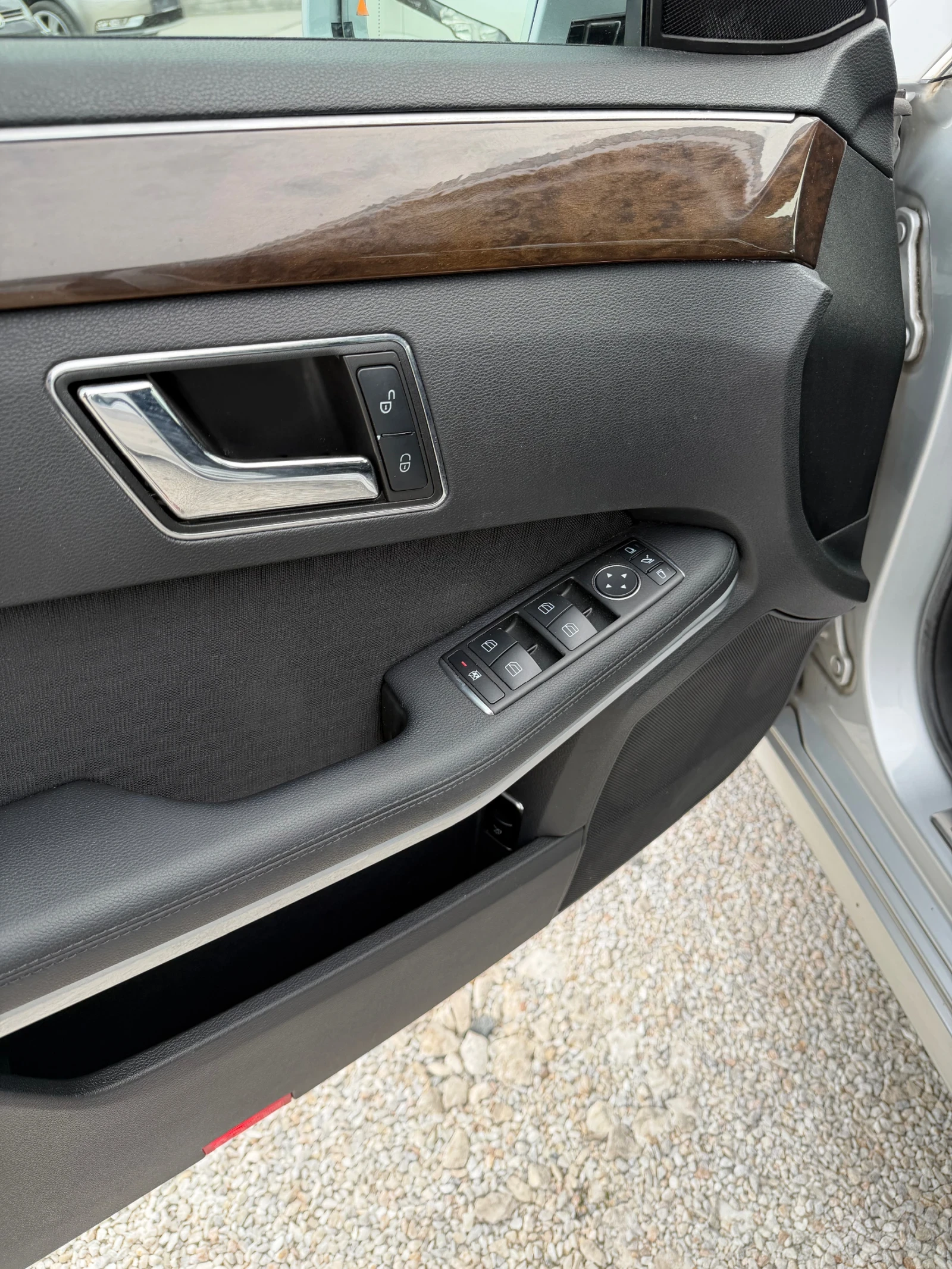 Mercedes-Benz E 350 ЛИЗИНГ!, снимка 8 - Автомобили и джипове - 53917477