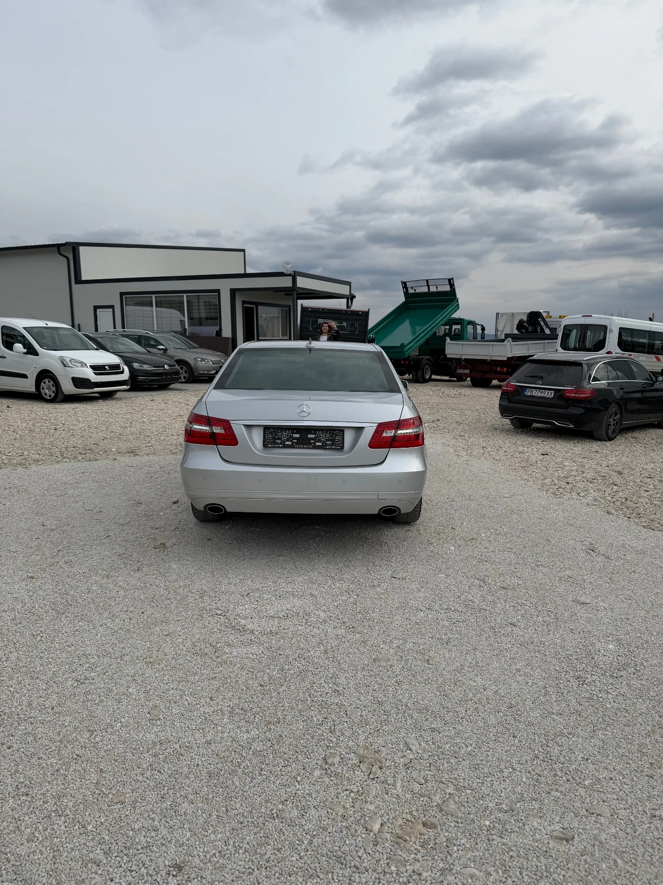 Mercedes-Benz E 350 ЛИЗИНГ!, снимка 5 - Автомобили и джипове - 53917477