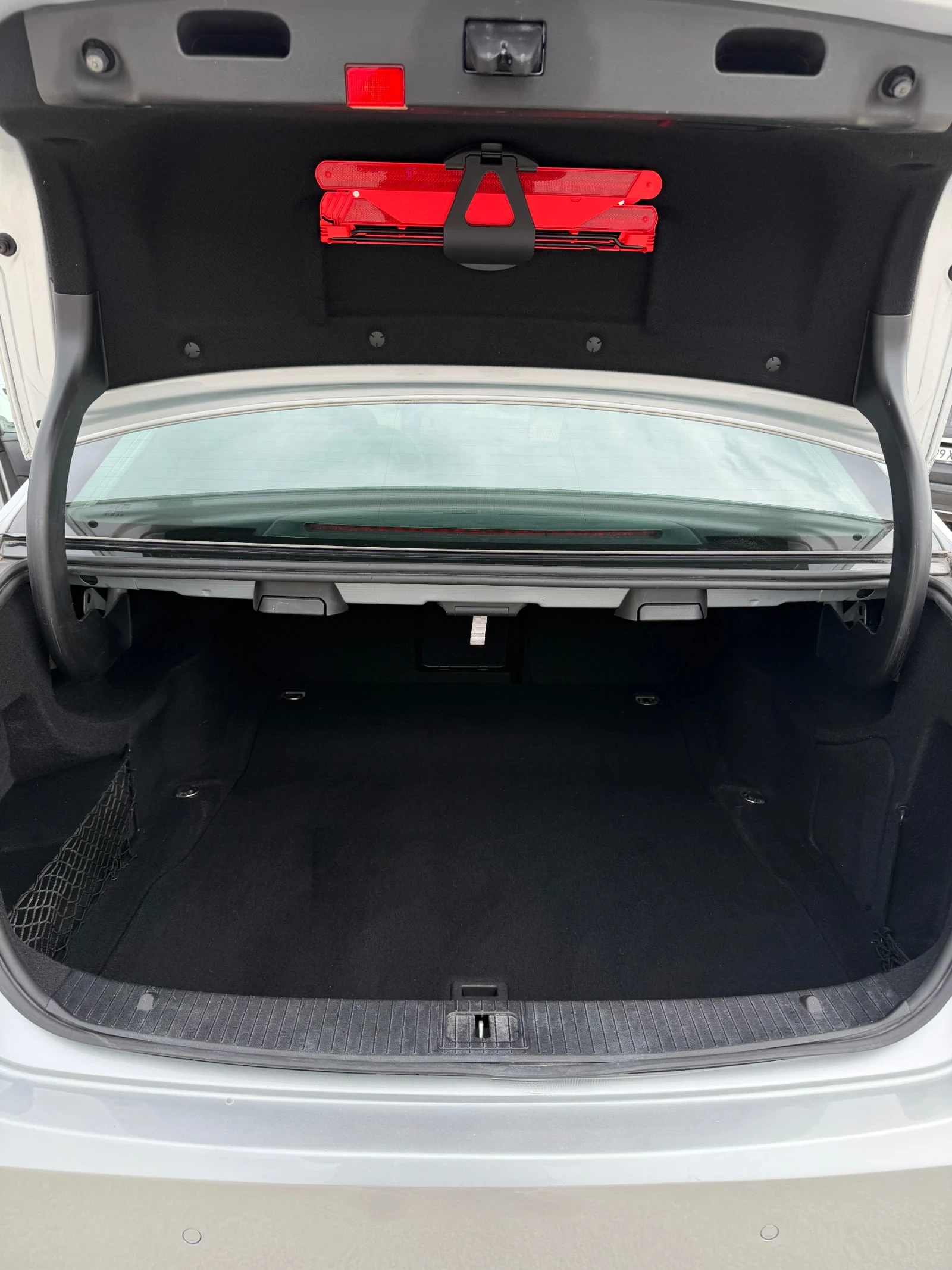 Mercedes-Benz E 350 ЛИЗИНГ!, снимка 12 - Автомобили и джипове - 53917477