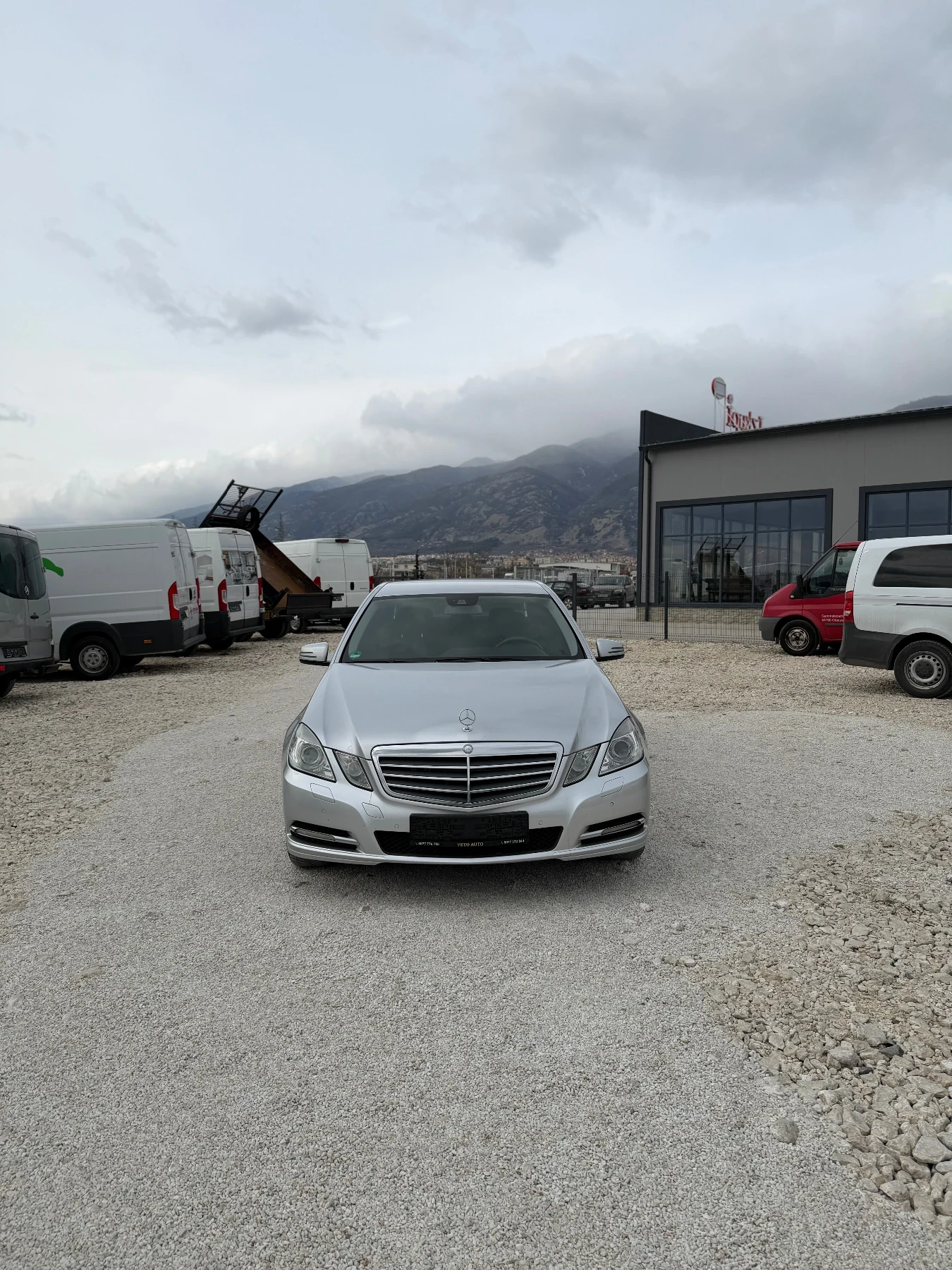 Mercedes-Benz E 350 ЛИЗИНГ!, снимка 2 - Автомобили и джипове - 53917477