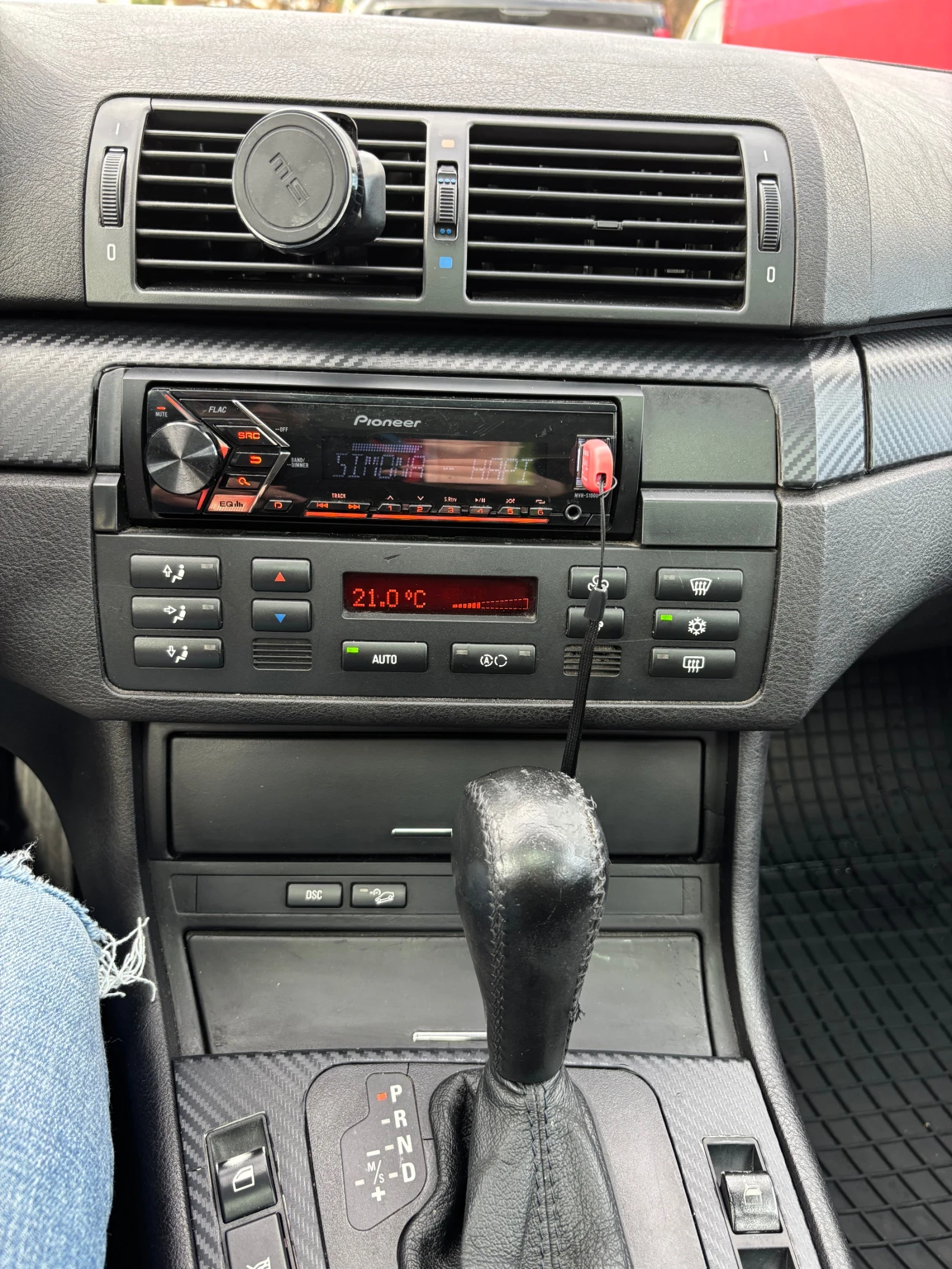 BMW 330 xd, снимка 10 - Автомобили и джипове - 54039075