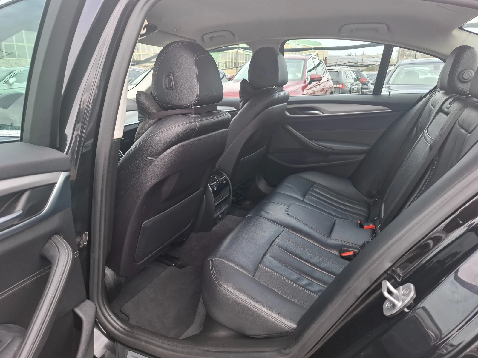 BMW 520 520 x-drive 190кс, снимка 9 - Автомобили и джипове - 54038873