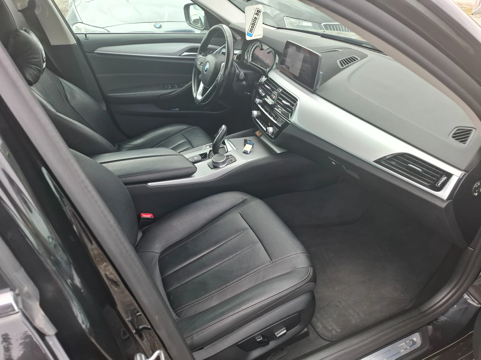 BMW 520 520 x-drive 190кс, снимка 8 - Автомобили и джипове - 54038873