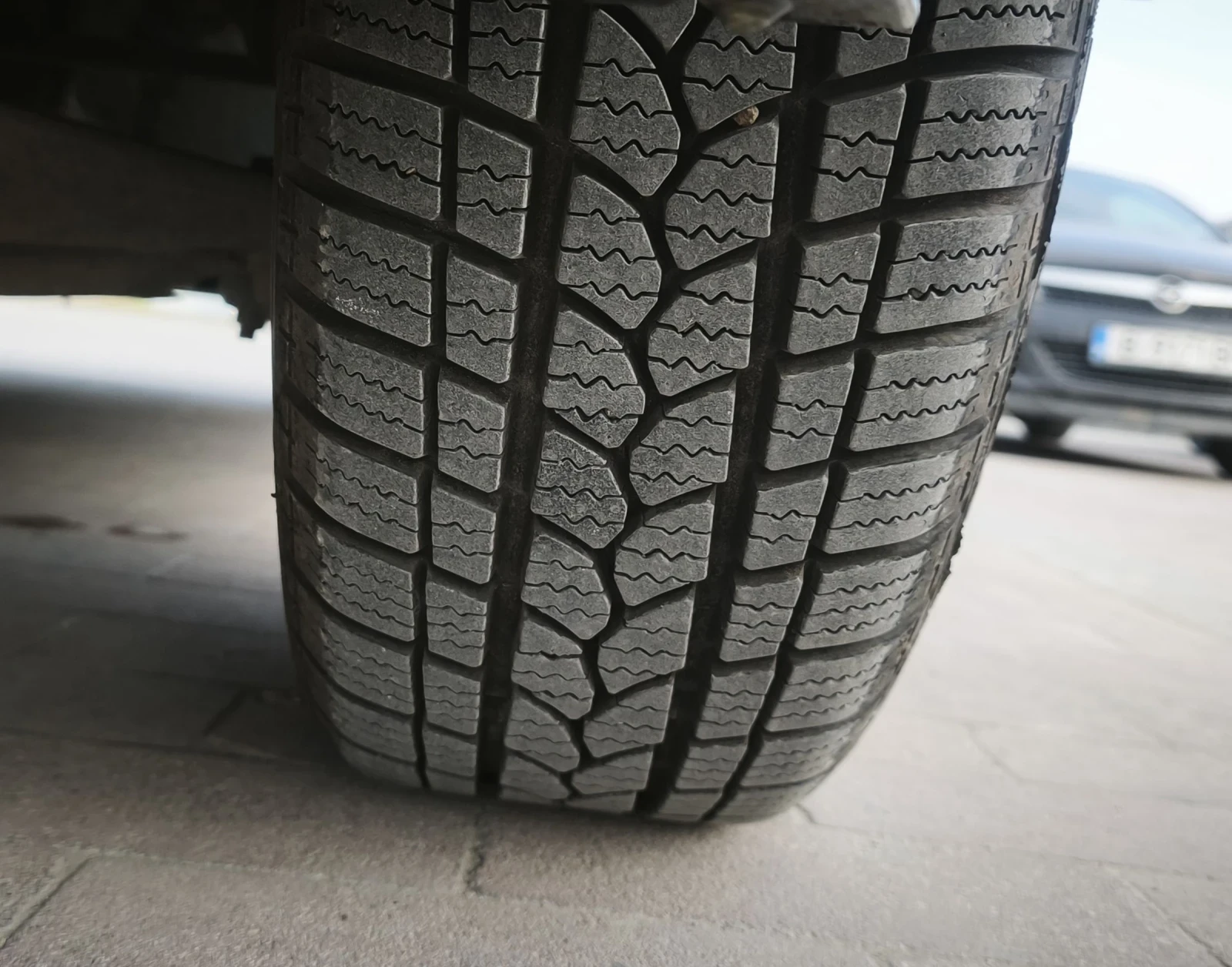 Renault Clio 1.5DCI, снимка 9 - Автомобили и джипове - 54042630