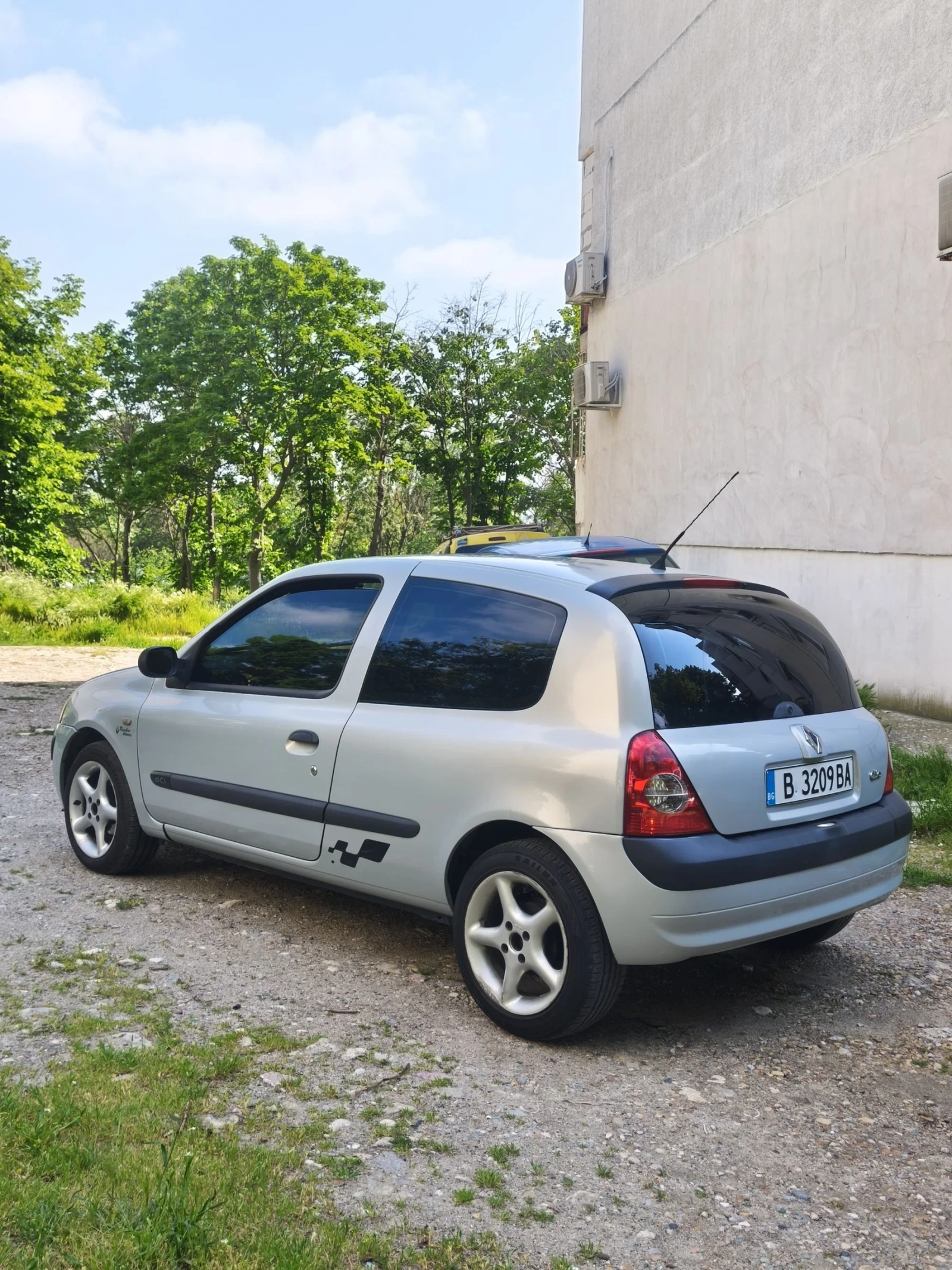 Renault Clio 1.5DCI | Mobile.bg � ����������� 4