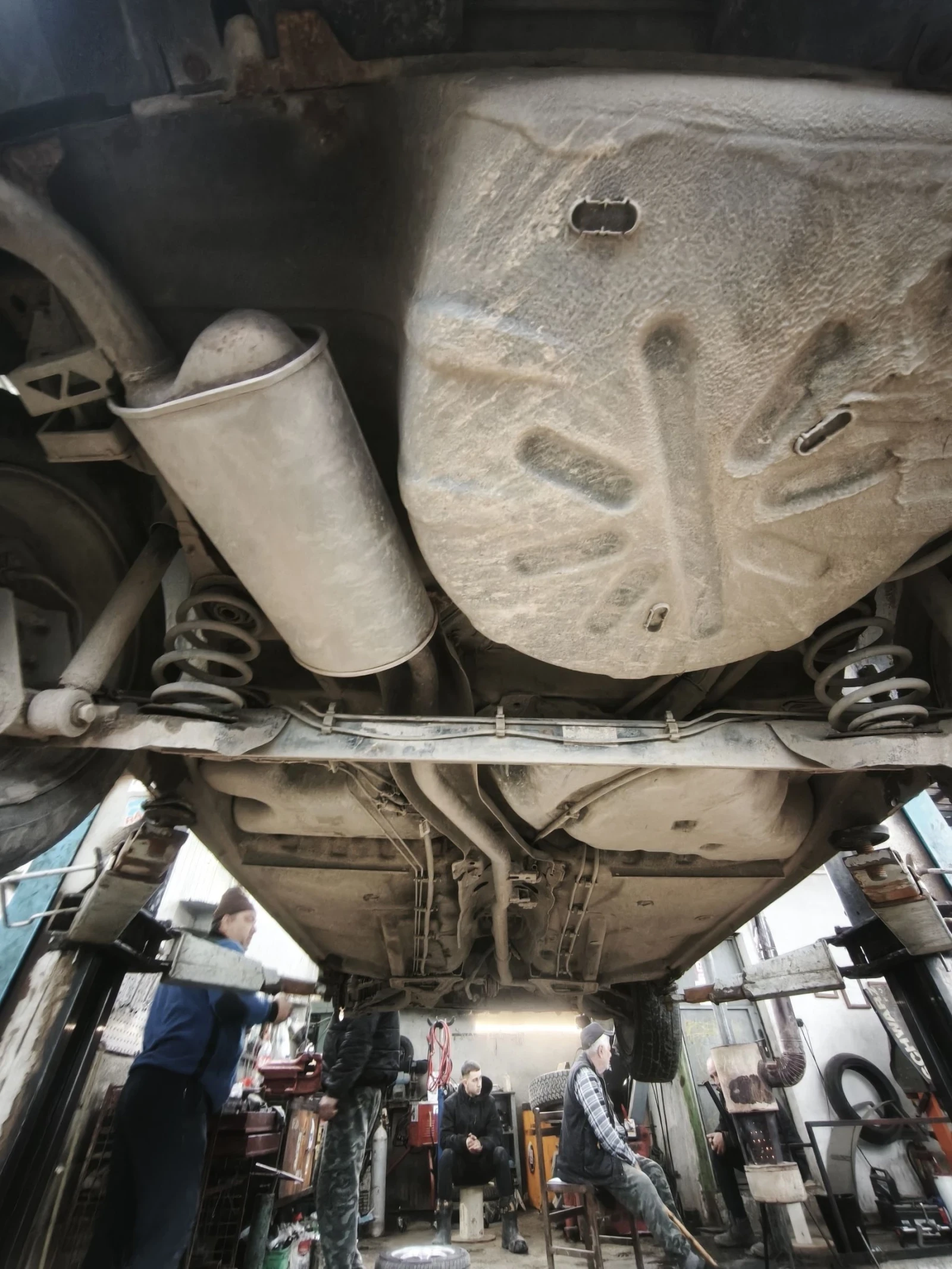 Renault Clio 1.5DCI, снимка 7 - Автомобили и джипове - 54042630