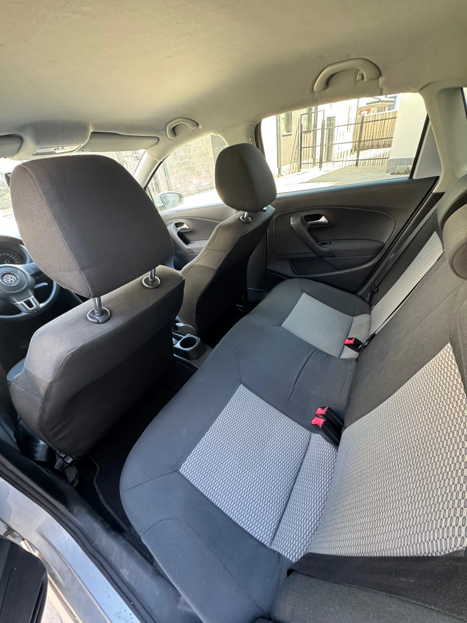 VW Polo 1.2 , снимка 8 - Автомобили и джипове - 54311634