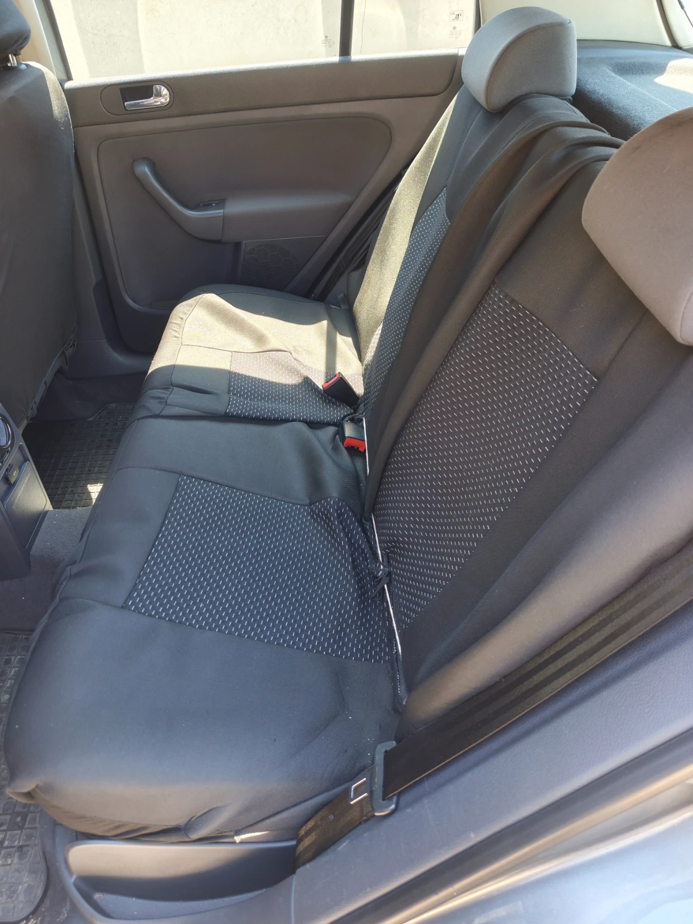 VW Golf Plus, снимка 14 - Автомобили и джипове - 54440565
