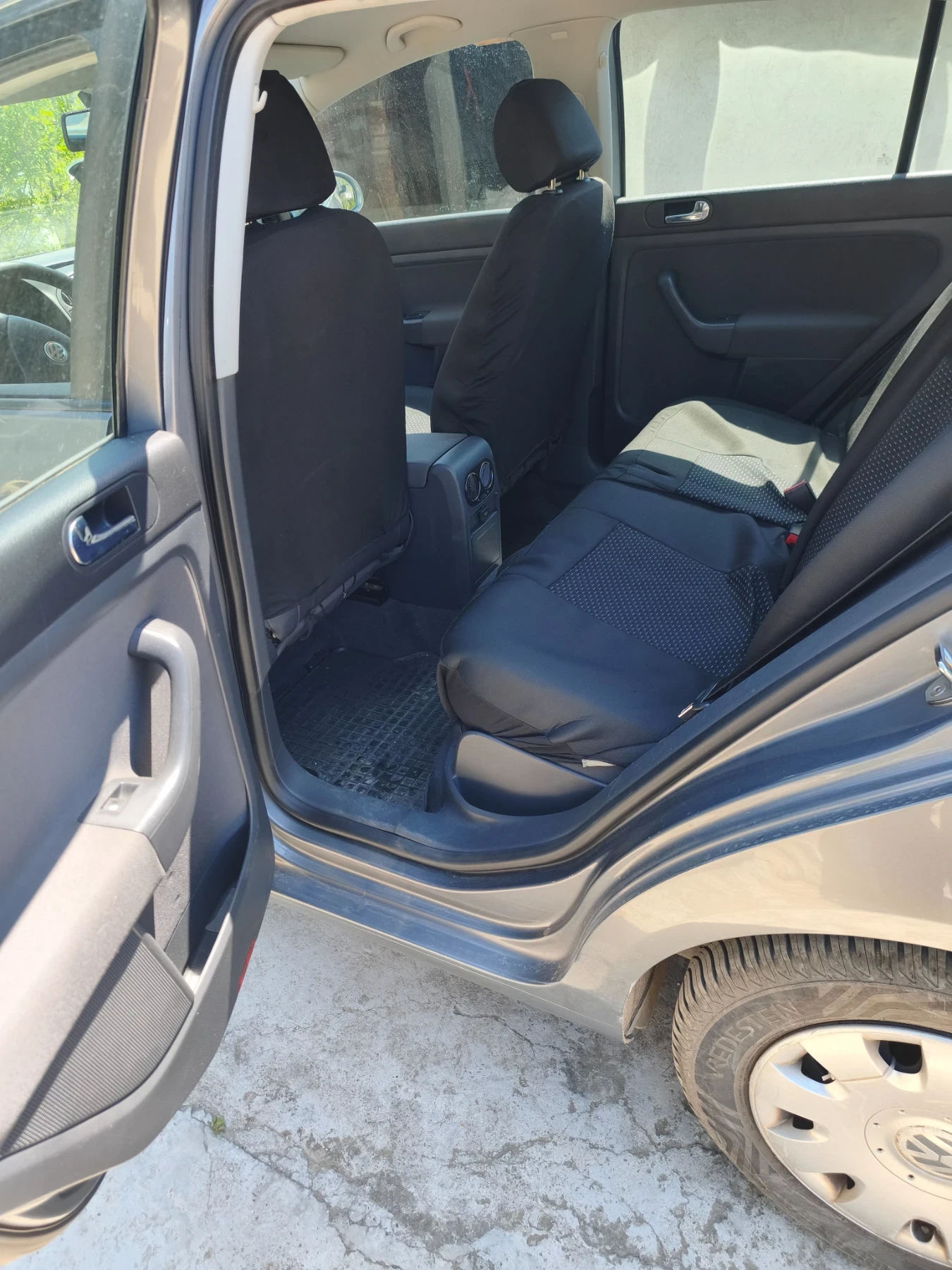 VW Golf Plus, снимка 15 - Автомобили и джипове - 54440565