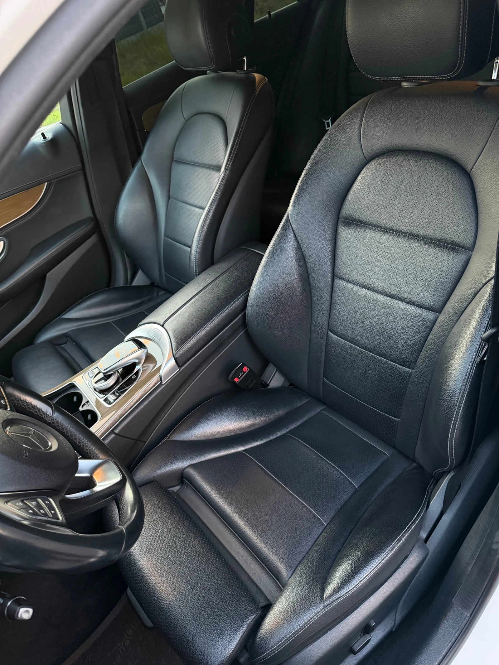 Mercedes-Benz C 250 AMG РАСK/СМЕНЕНИ ВЕРИГИ/РЕАЛНИ KM, снимка 4 - Автомобили и джипове - 54447882