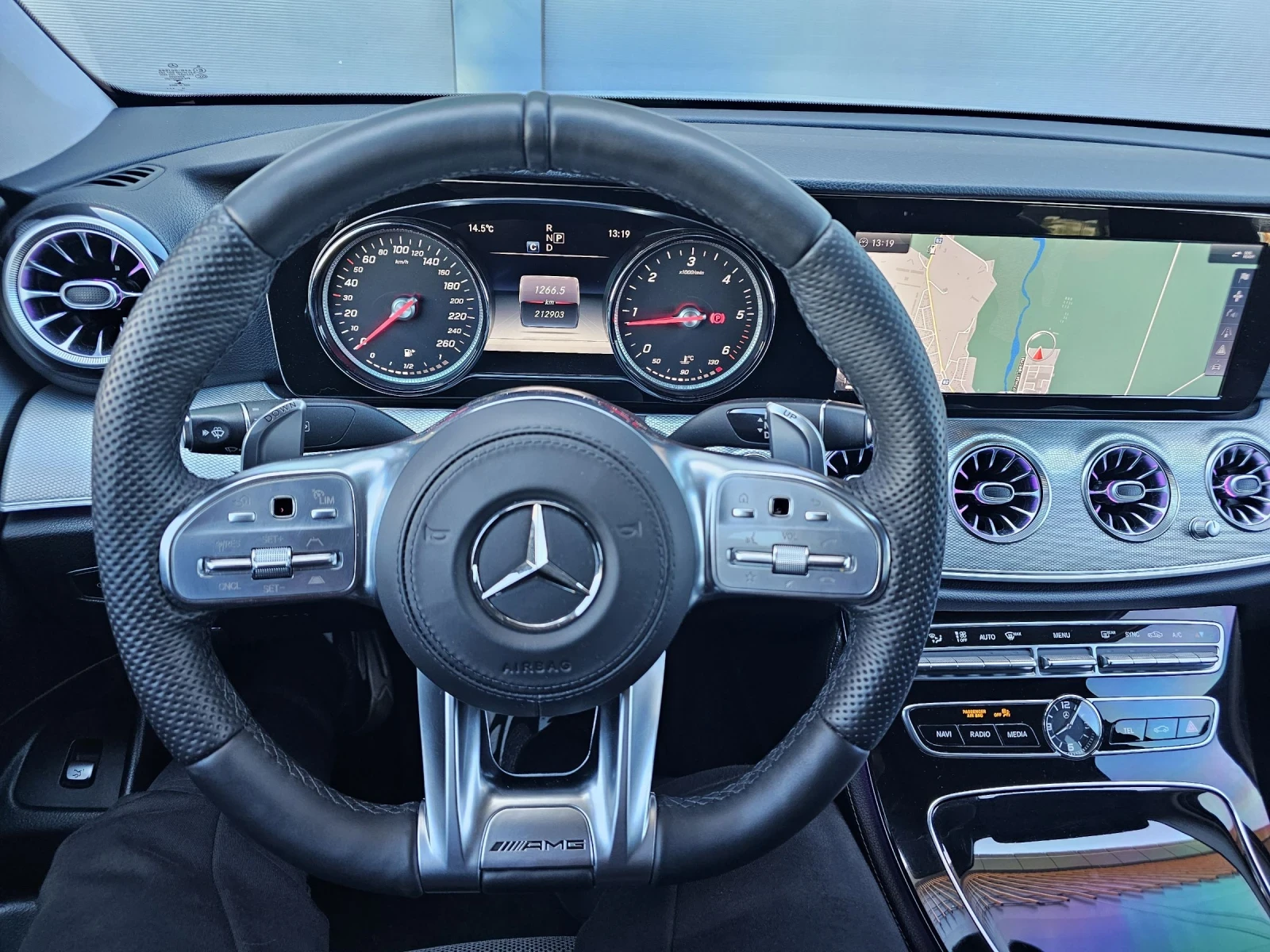 Mercedes-Benz E 220 9G-TRONIC* BURMASTER* AMBIENT , снимка 16 - Автомобили и джипове - 54796159