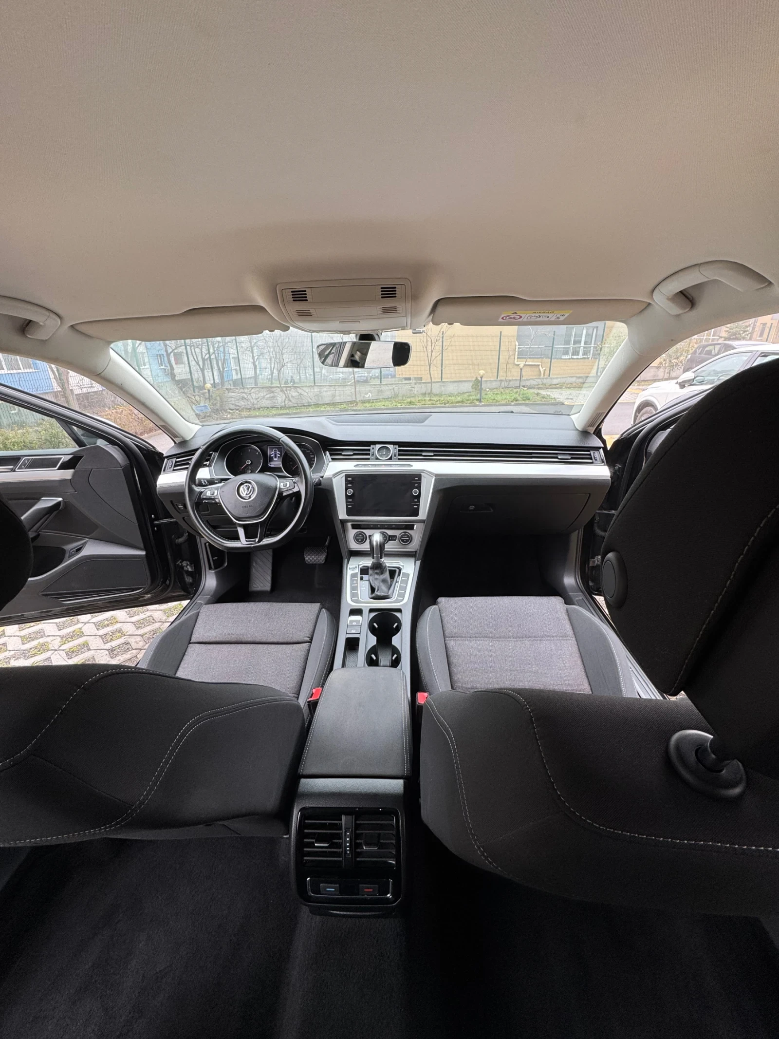 VW Passat, снимка 4 - Автомобили и джипове - 54738646
