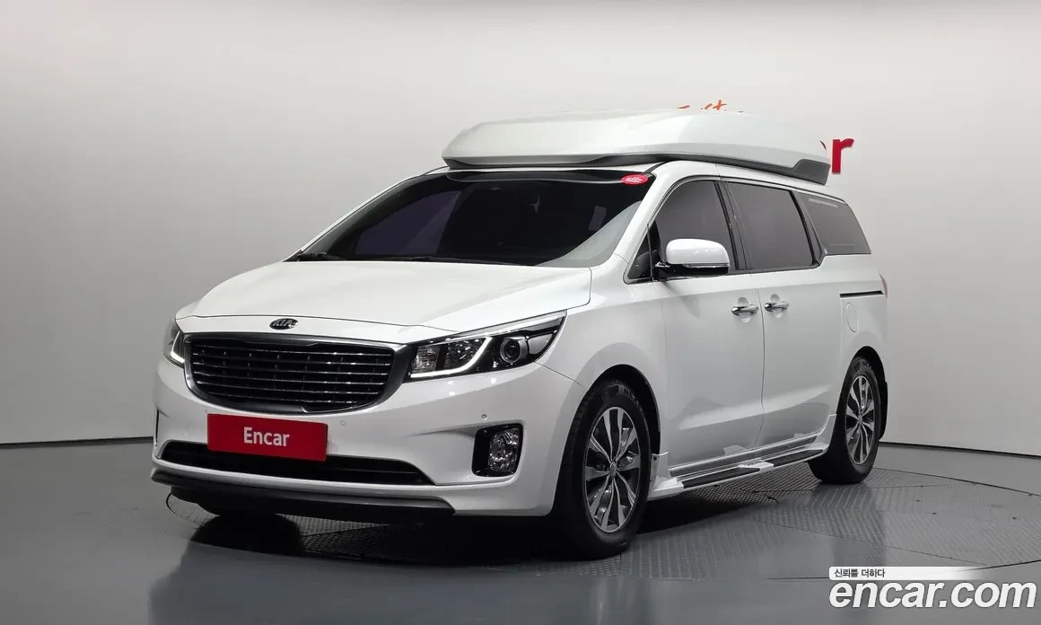 Kia Carnival 2.2 Diesel  Prestige 11 Местен