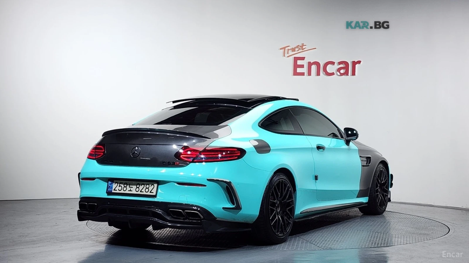 Mercedes-Benz C 63 AMG ПАНО* КОЖА* ОБДУХВ* 360* HUD, снимка 2 - Автомобили и джипове - 55014923