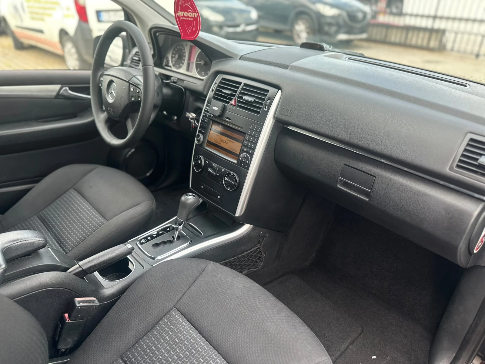 Mercedes-Benz B 180 / 2.0D / NAVI / ПОДГРЕВ /, снимка 11 - Автомобили и джипове - 55183935