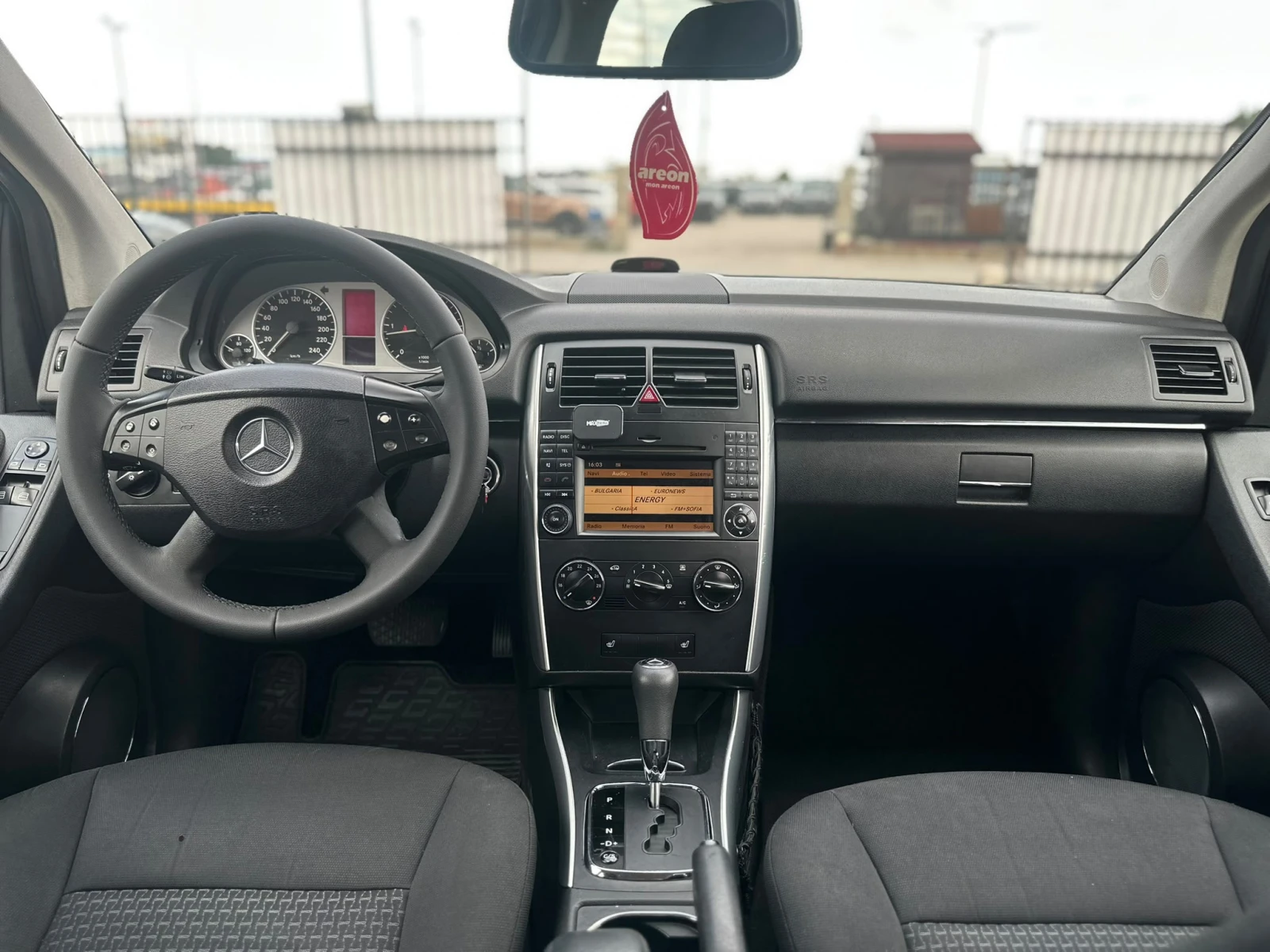 Mercedes-Benz B 180 / 2.0D / NAVI / ПОДГРЕВ /, снимка 13 - Автомобили и джипове - 55183935