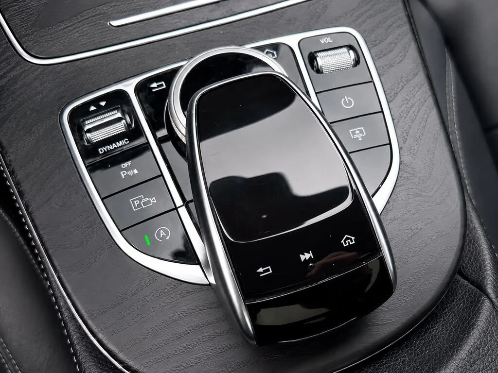 Mercedes-Benz E 400 4MATIC* AMG* HEAD UP* BURMESTER* DIS* КРАЙНА ЦЕНА, снимка 11 - Автомобили и джипове - 55406099