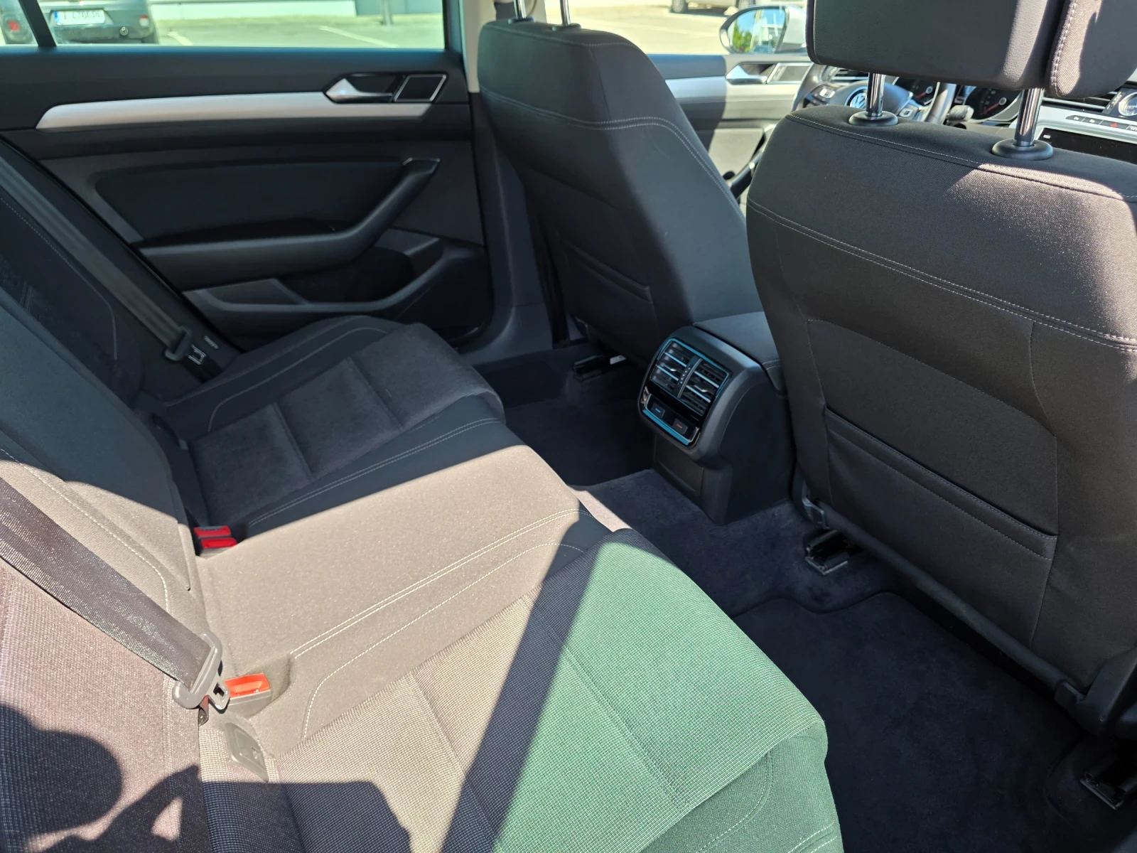VW Passat 2.0TDI 150кс, снимка 16 - Автомобили и джипове - 55511905