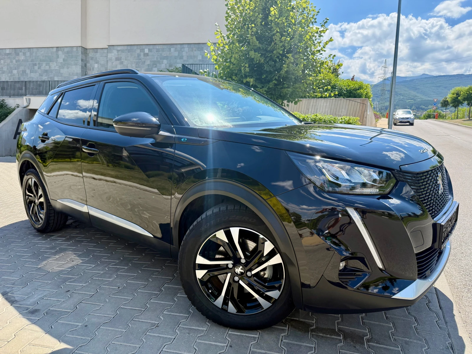 Peugeot 2008 ELECTRIC 40000 км. , снимка 3 - Автомобили и джипове - 55531875