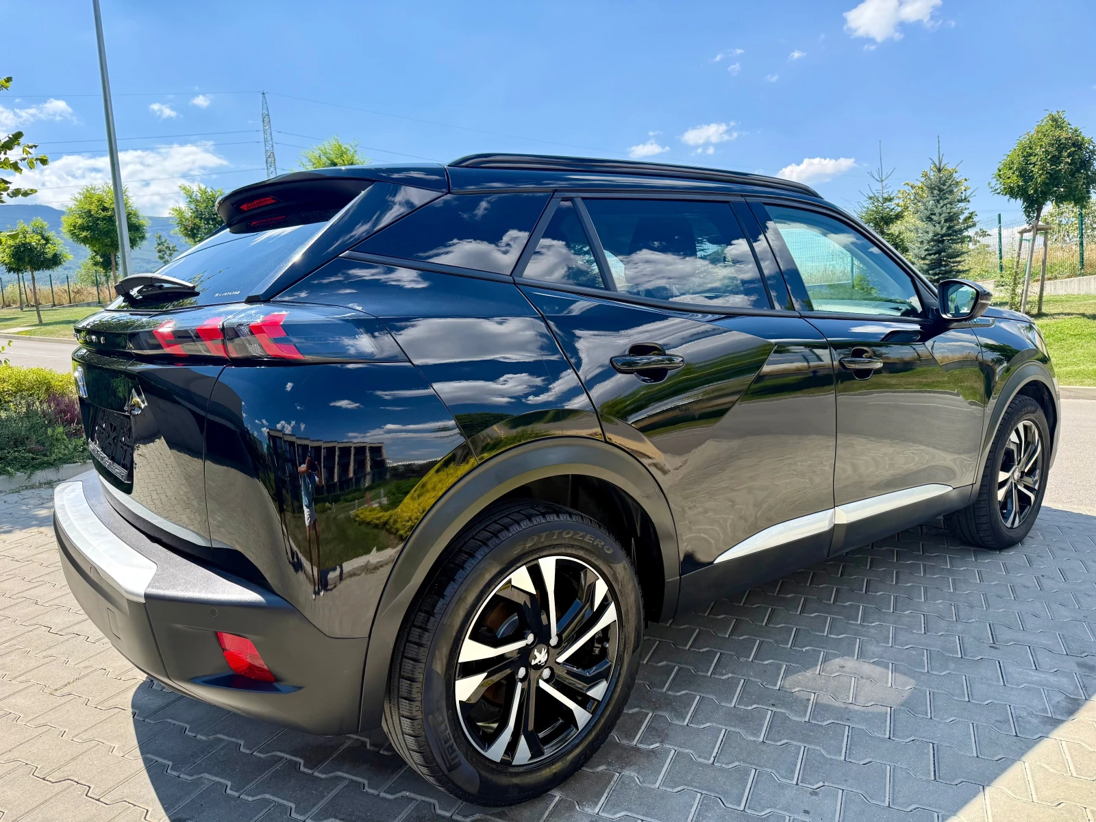 Peugeot 2008 ELECTRIC 40000 км. , снимка 4 - Автомобили и джипове - 55531875