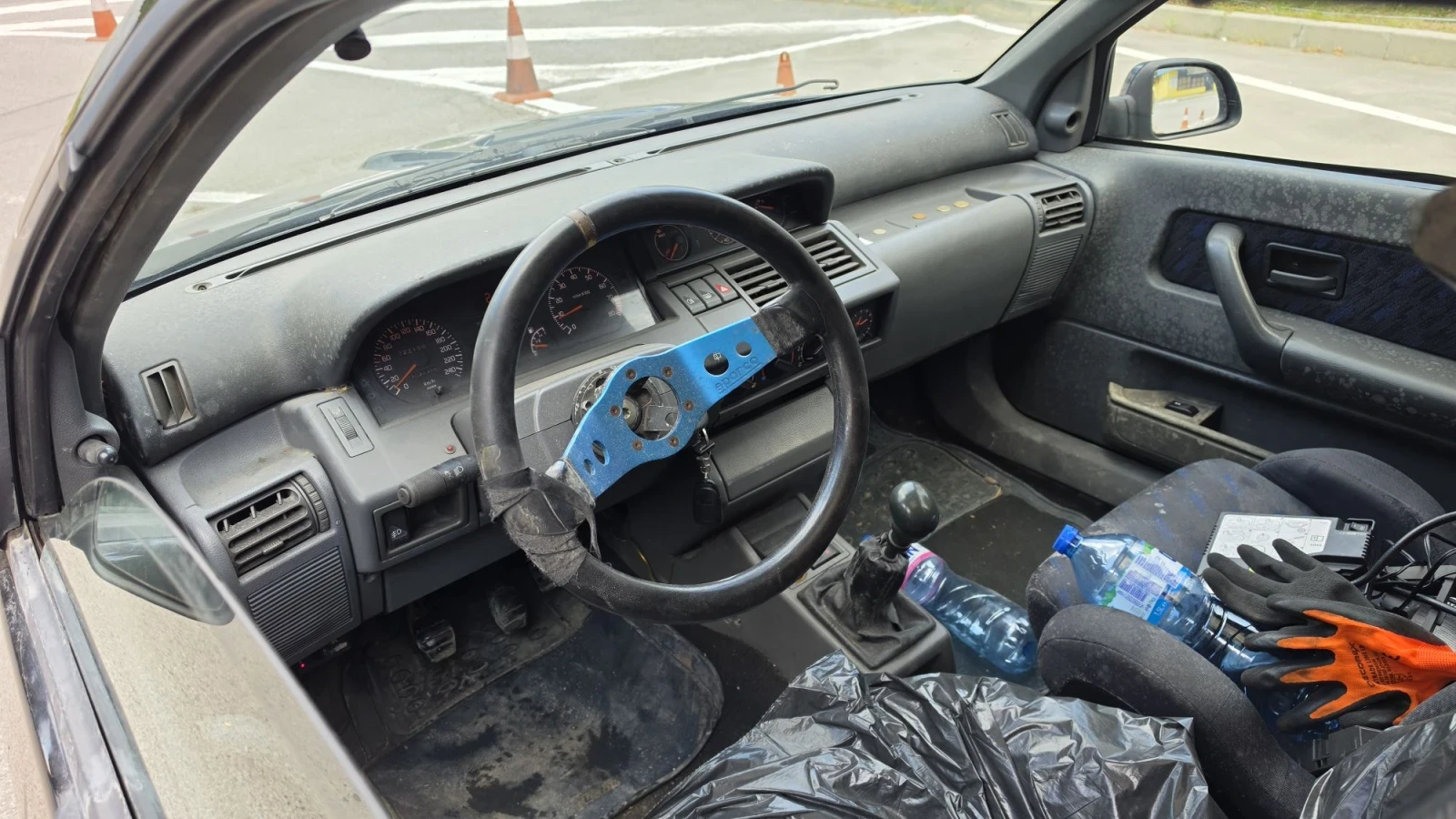 Renault Clio 1.8 16v, снимка 10 - Автомобили и джипове - 55598157