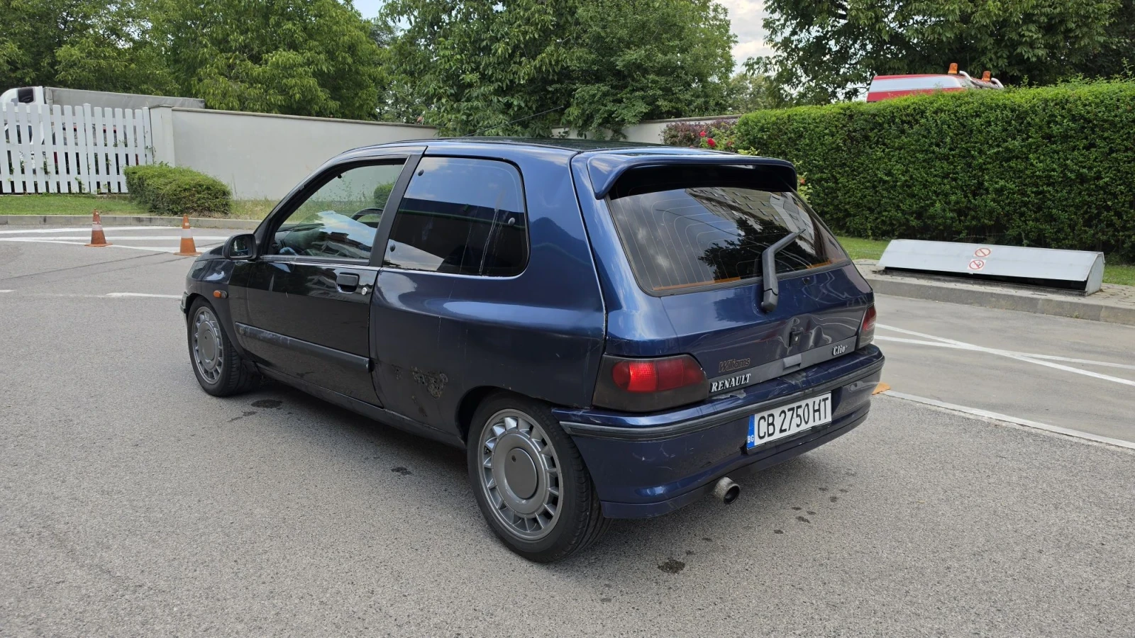 Renault Clio 1.8 16v, снимка 7 - Автомобили и джипове - 55598157