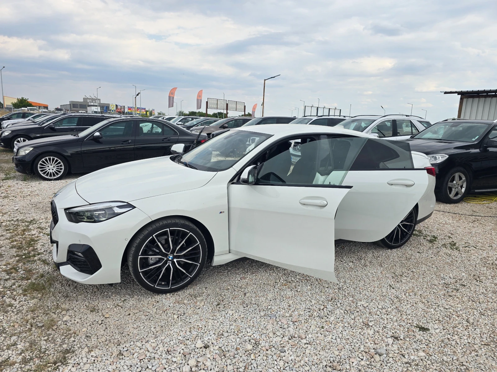 BMW 2 Gran Coupe 2.0, снимка 2 - Автомобили и джипове - 55661015