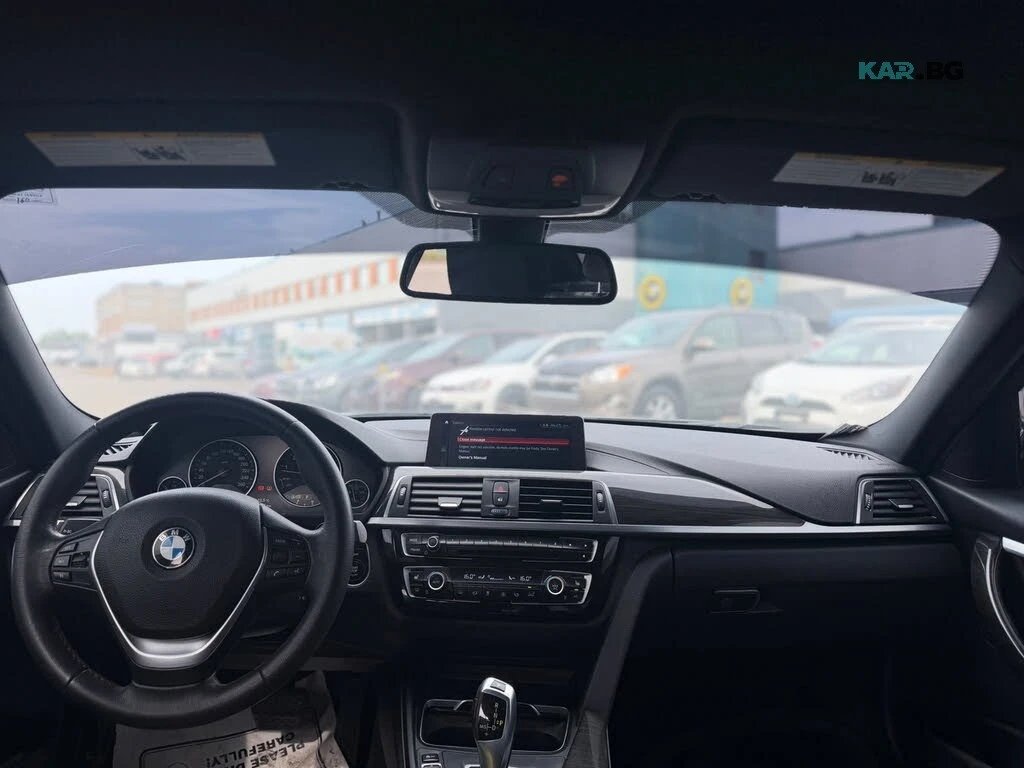 BMW 330 xDrive* АвтоКредит* (ЦЕНА ДО БГ) , снимка 13 - Автомобили и джипове - 55936365