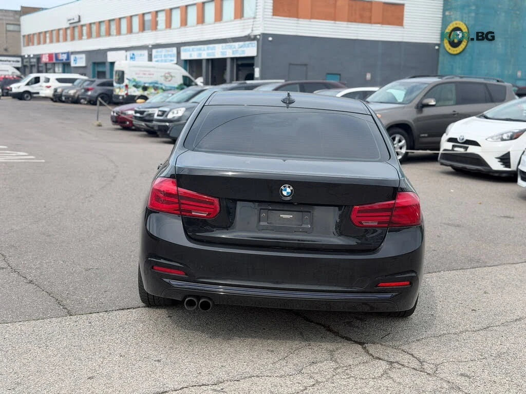 BMW 330 xDrive* АвтоКредит* (ЦЕНА ДО БГ) , снимка 7 - Автомобили и джипове - 55936365