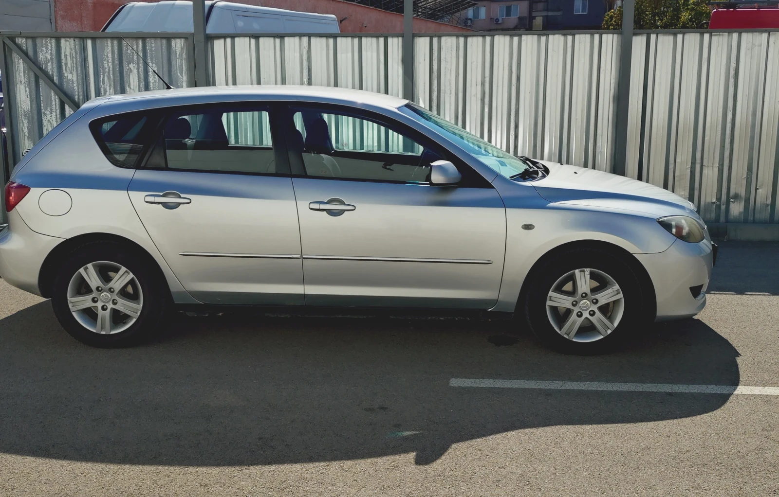 Mazda 3 Hatchback (BK), снимка 3 - Автомобили и джипове - 56278984