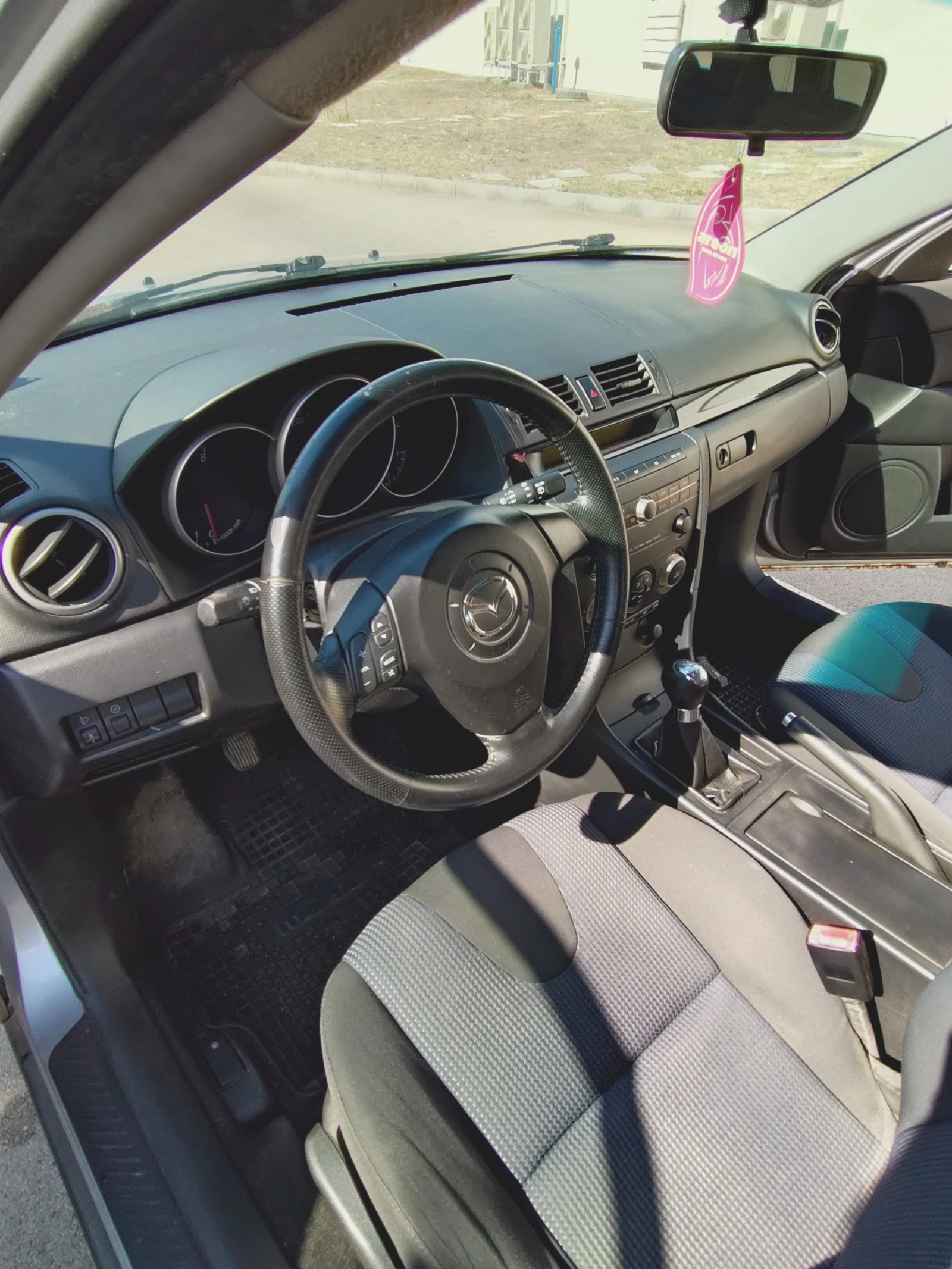 Mazda 3 Hatchback (BK), снимка 16 - Автомобили и джипове - 56278984