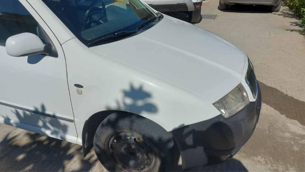 Skoda Fabia, снимка 10 - Автомобили и джипове - 56281827