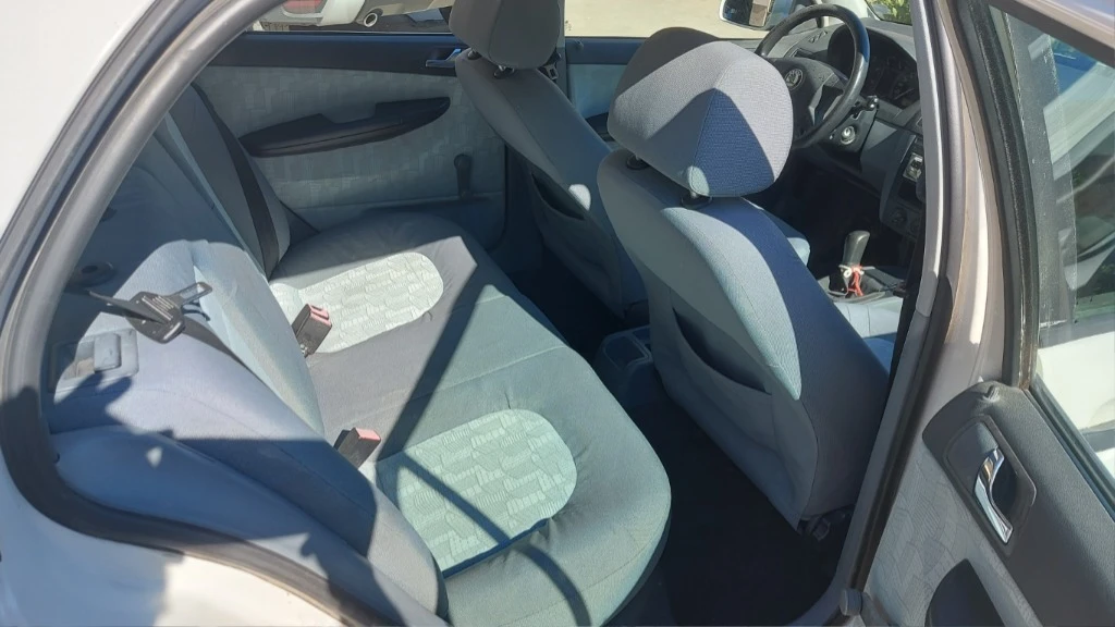Skoda Fabia, снимка 3 - Автомобили и джипове - 56281827