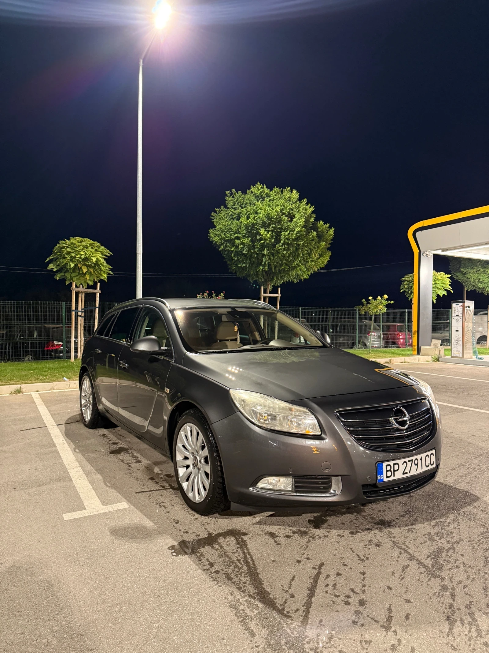 Opel Insignia, снимка 2 - Автомобили и джипове - 56441130