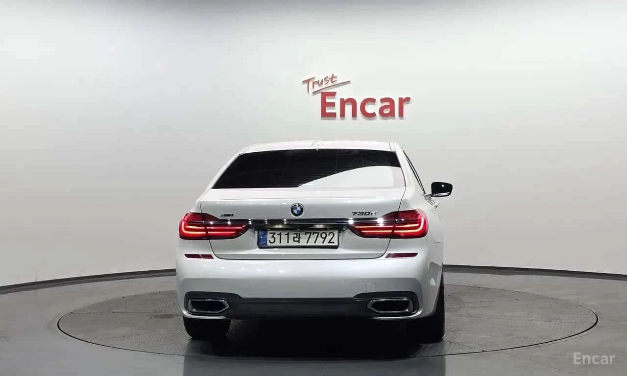 BMW 730, снимка 4 - Автомобили и джипове - 56689917
