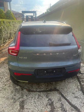 Volvo XC40 T4 AWD R Design, снимка 3