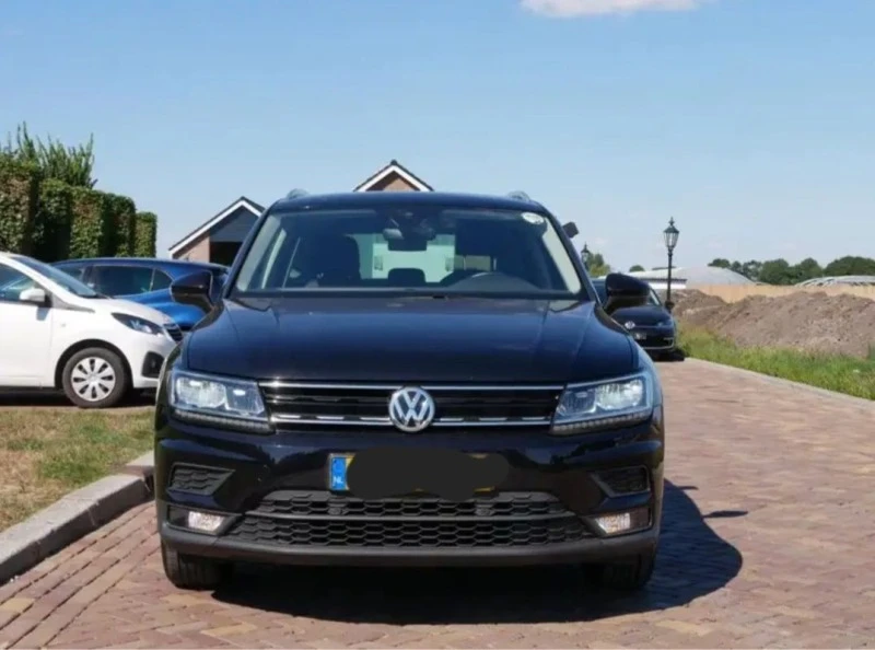 VW Tiguan 1,6 TDI-CLH-105 PS, снимка 1 - Автомобили и джипове - 42148230