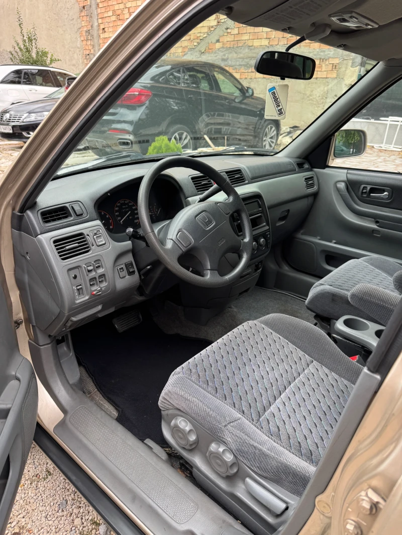 Honda Cr-v 2.0i Klima Automatic, снимка 8 - Автомобили и джипове - 47423198