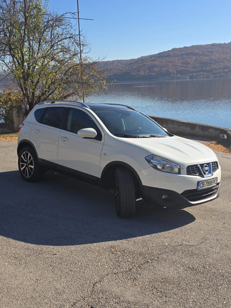 Nissan Qashqai, снимка 2 - Автомобили и джипове - 47729195