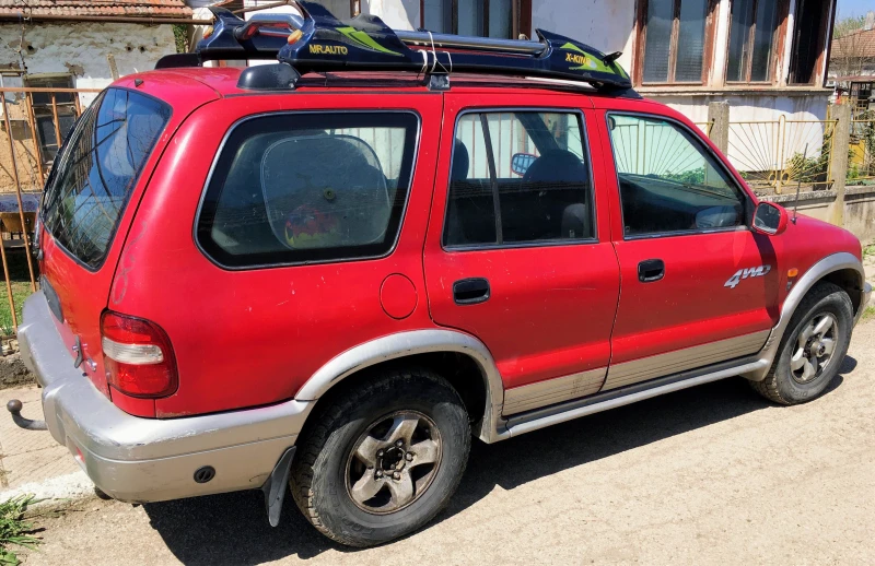 Kia Sportage wagon, снимка 3 - Автомобили и джипове - 52300274