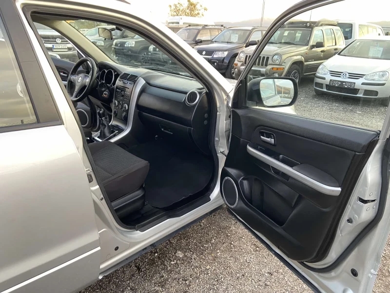 Suzuki Grand vitara 4х4 газ бензин, снимка 9 - Автомобили и джипове - 52395200