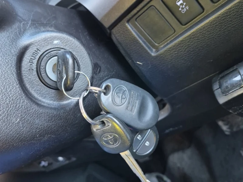 Toyota Tundra * SR5 CREW CAB * CARFAX * ФИНАНСИРАНЕ, снимка 8 - Автомобили и джипове - 53316449