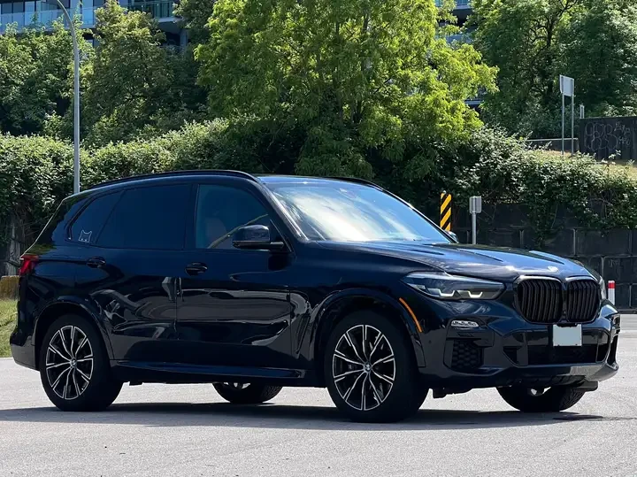 BMW X5 M* SPORT* HARMON* KARDON* ДИГИТАЛНО* ТАБЛО* 360КАМ, снимка 3 - Автомобили и джипове - 54709259
