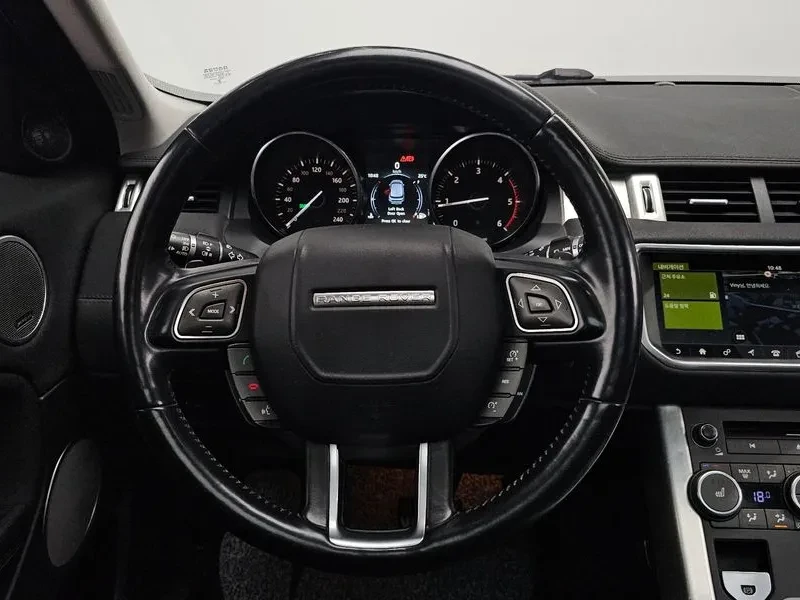 Land Rover Range Rover Evoque 2.0 Td4 Se, снимка 13 - Автомобили и джипове - 55216185