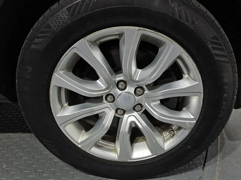 Land Rover Range Rover Evoque 2.0 Td4 Se, снимка 5 - Автомобили и джипове - 55216185