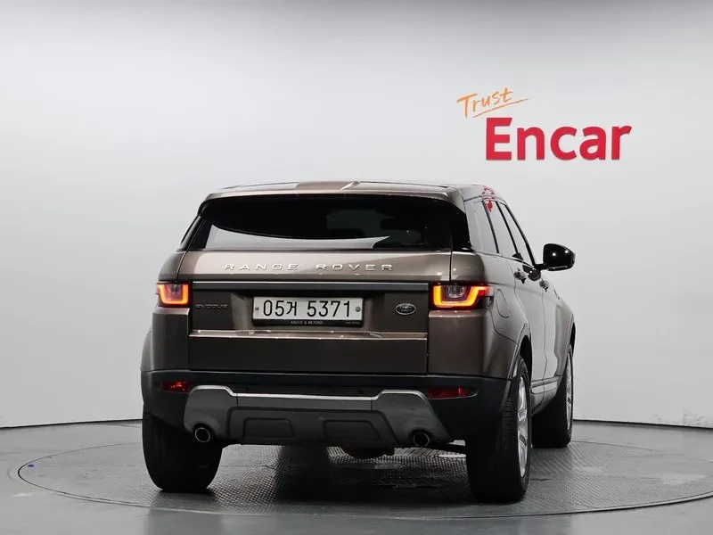 Land Rover Range Rover Evoque 2.0 Td4 Se, снимка 4 - Автомобили и джипове - 55216185