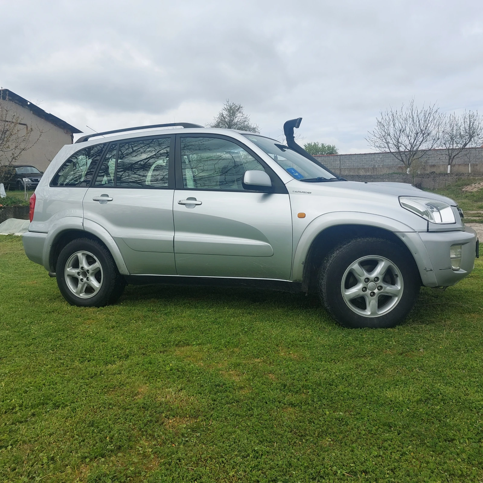 Toyota Rav4  - изображение 4